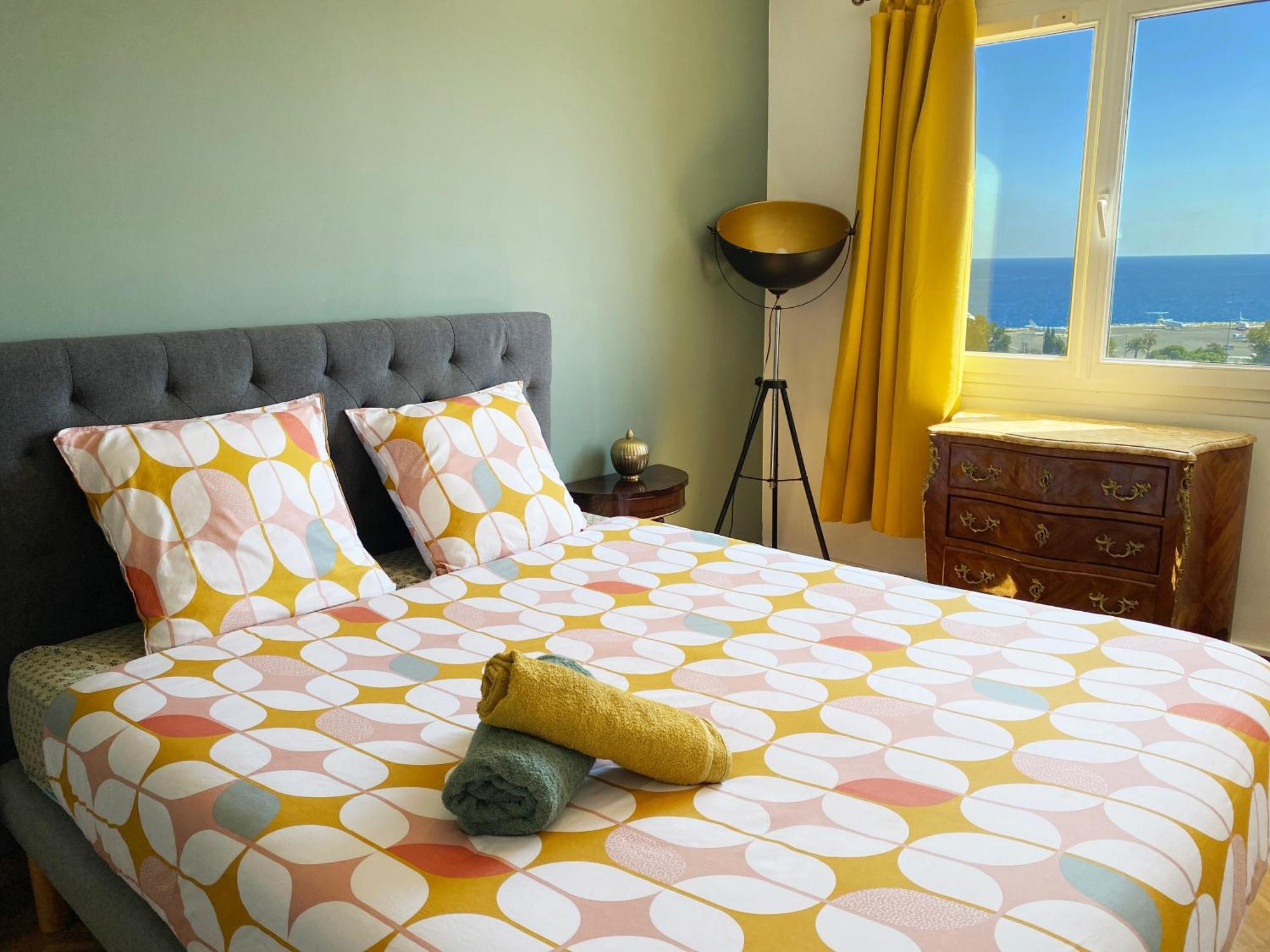 Panoramic Sea View - Air-Conditioning - Balcony - Tramway - 2 Bedrooms - Wifi - Fully Equipped Kitchen Nice Exterior photo